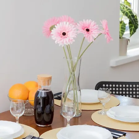 Centrum Abrahama 15 Minut Pieszo Od Plazy Miejskiej By Renters Apartman Gdynia